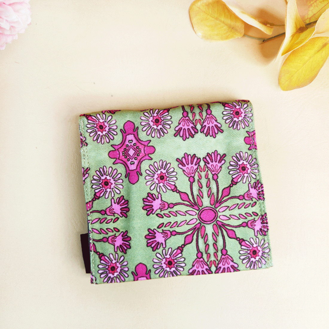 5 COMPARTMENT MINI WALLET-GREEN PINK TILE