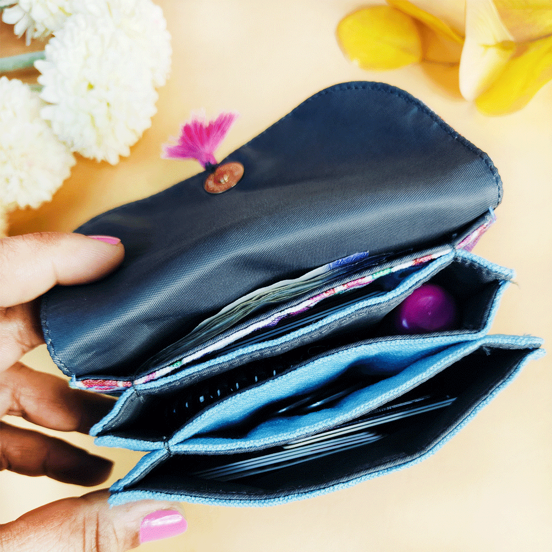 5 COMPARTMENT MINI WALLET-AQUA WORLD