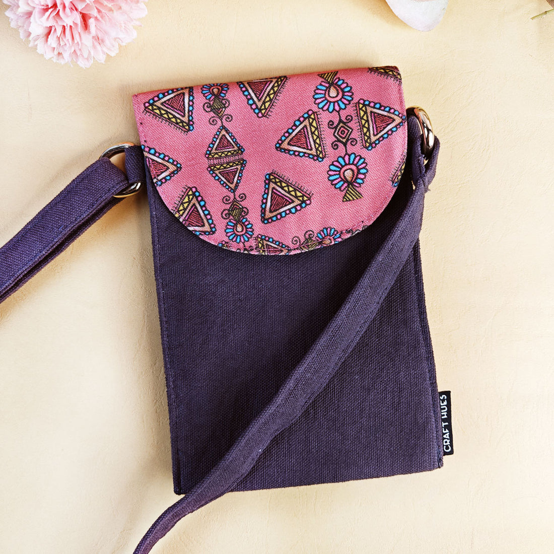 5 Pocket Sling-Maroon Triangle Godna Art