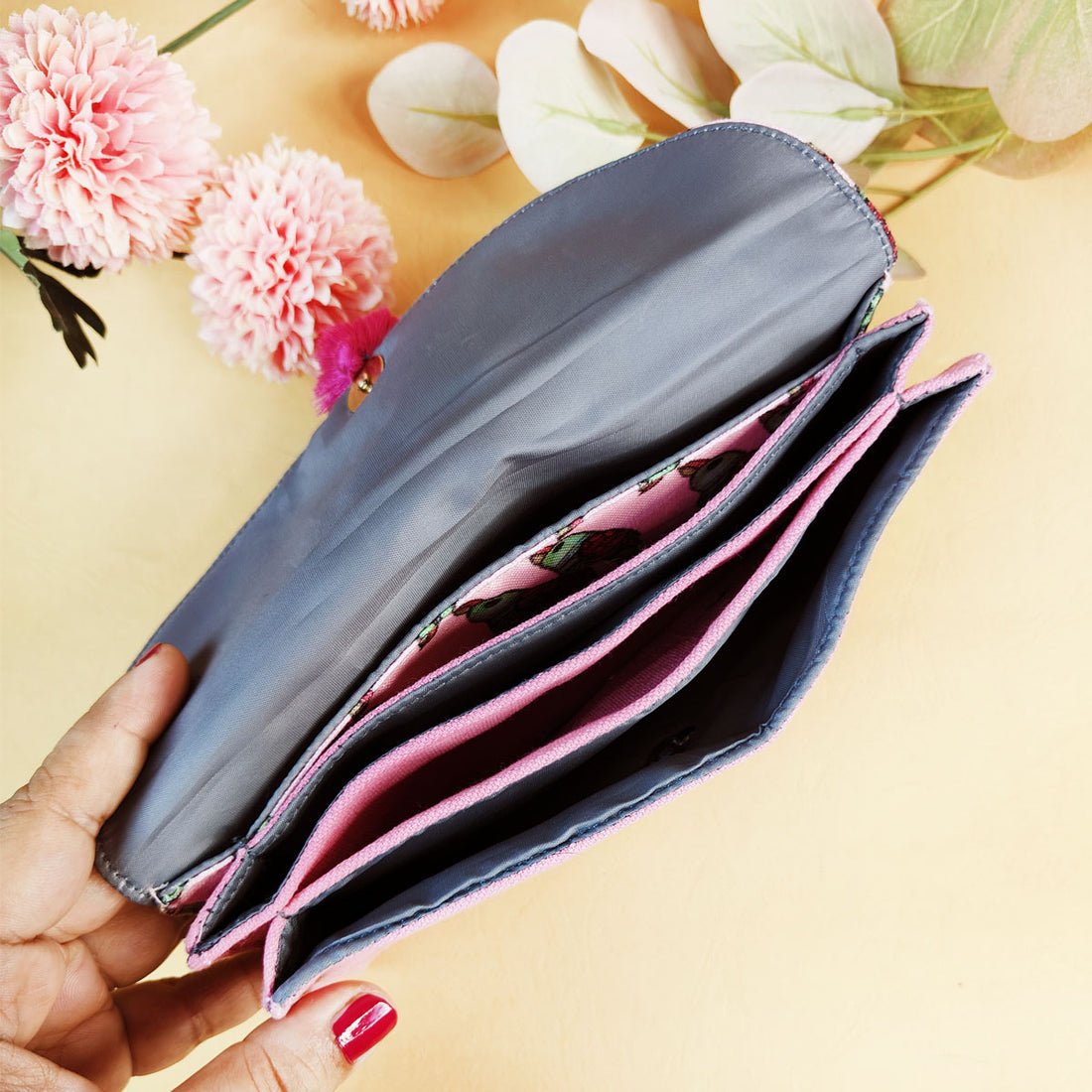 5 Pocket Long Wallet-Gond Pink Parrot