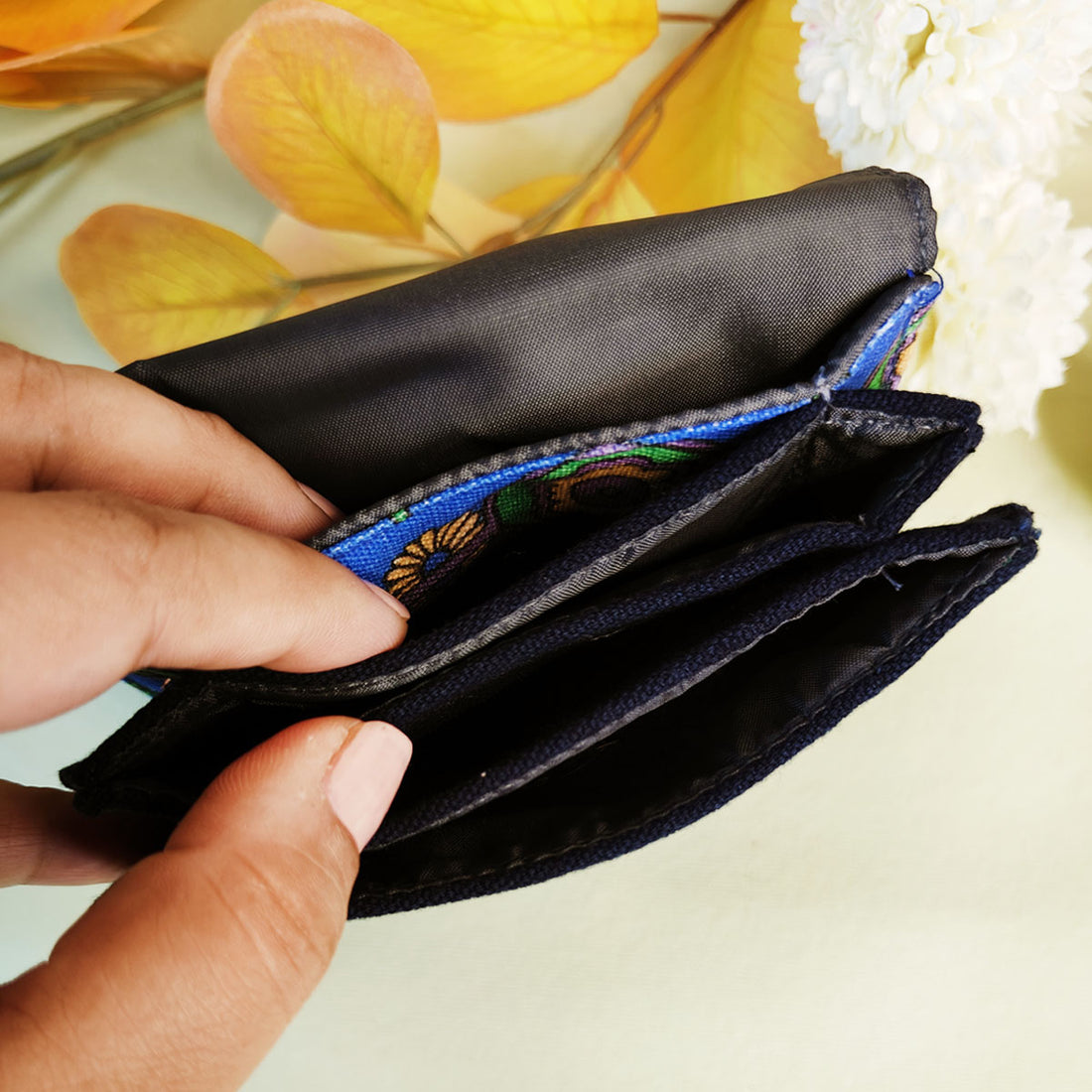 5 COMPARTMENT MINI WALLET- BLUE-GREEN TILE