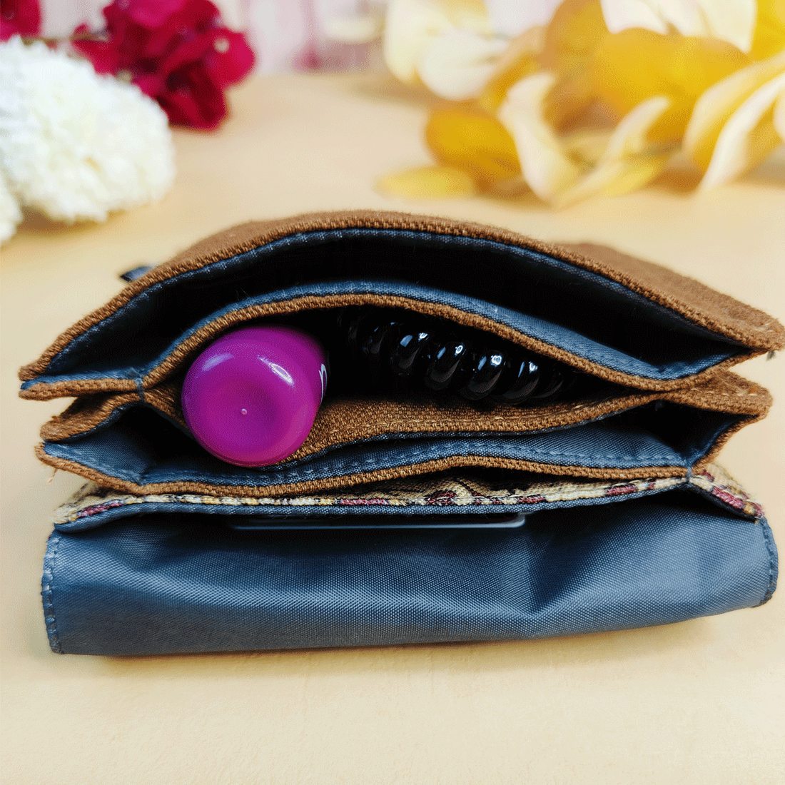 5 COMPARTMENT MINI WALLET-MAROON PEACH TILE