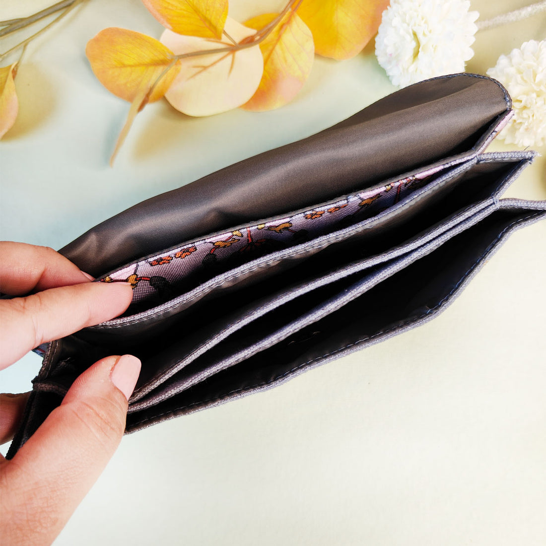 5 pocket long wallet-grey persian floral