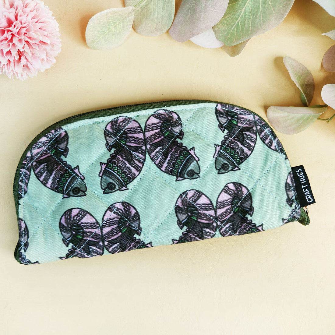 Curve Quilted Wallet- Gond Green Fish