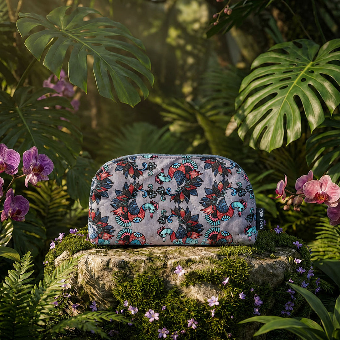 Curve Quilted Wallet- Gond Grey Bird