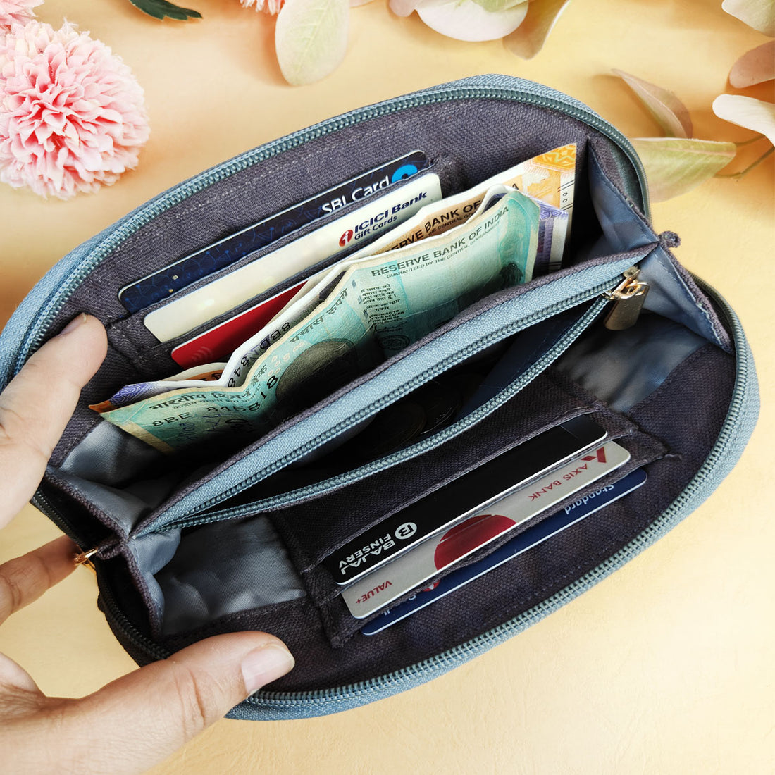 Curve Quilted Wallet- Gond Grey Bird