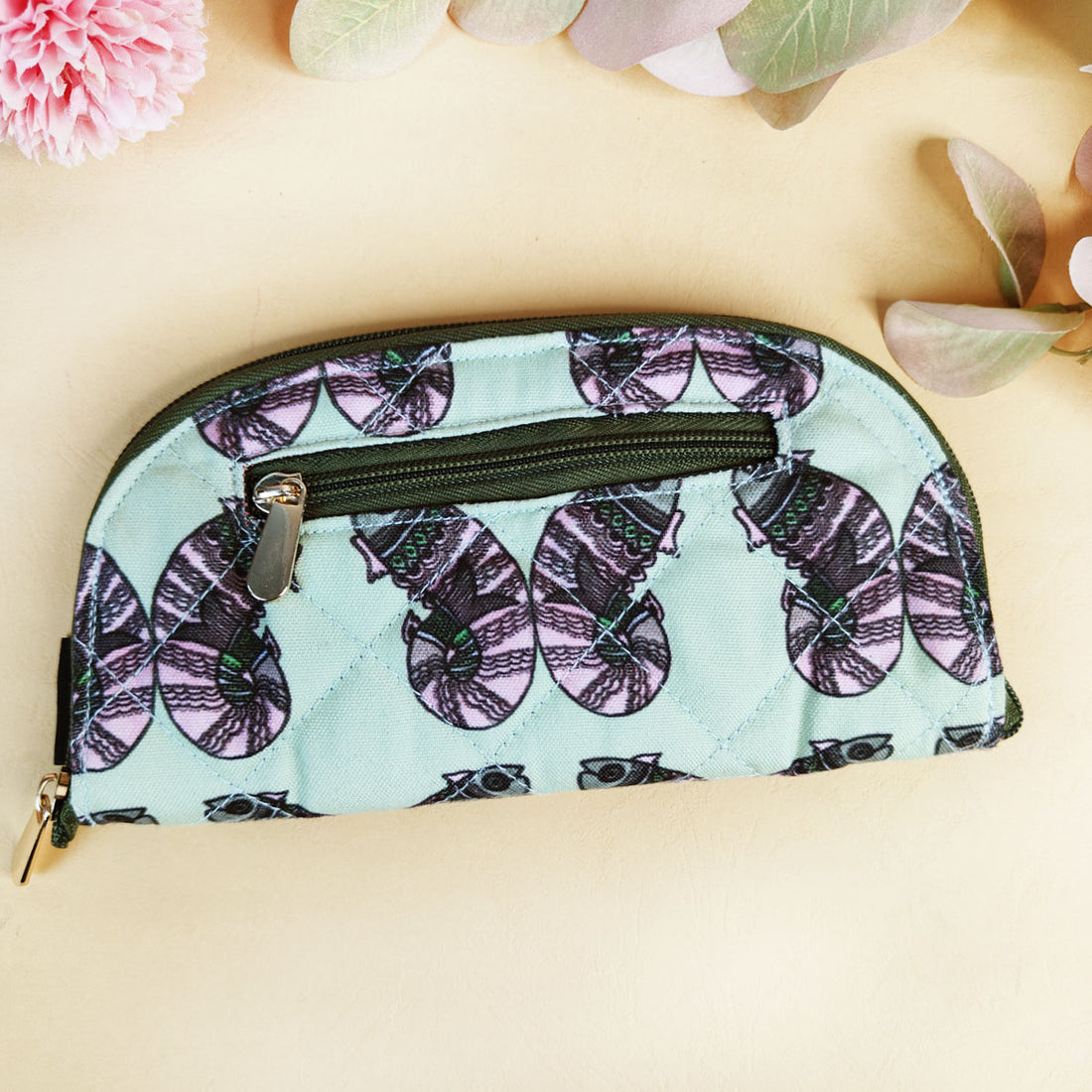 Curve Quilted Wallet- Gond Green Fish