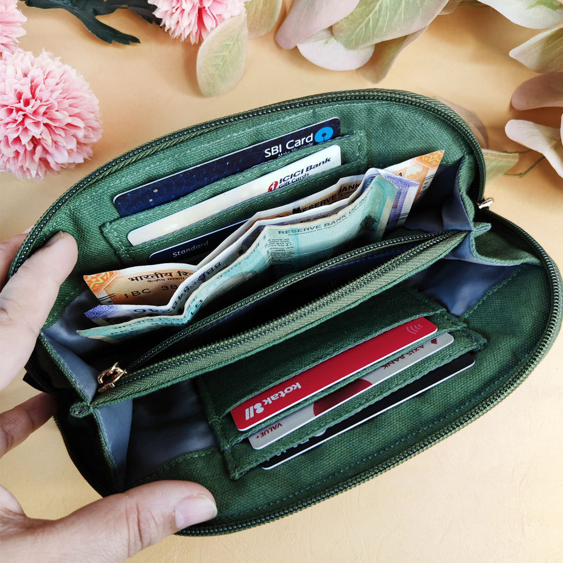 Curve Quilted Wallet- Gond Green Fish