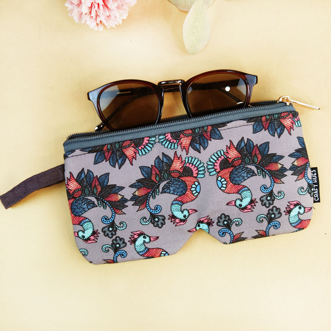 EyewearSunglass Case-Gond Grey Bird