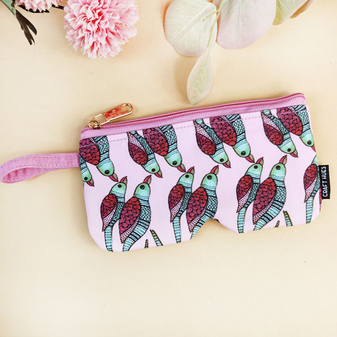 EyewearSunglass Case-Gond Pink Parrot