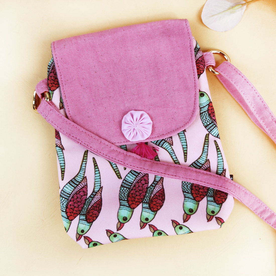 Flap Mobile Sling- Gond Pink Parrot