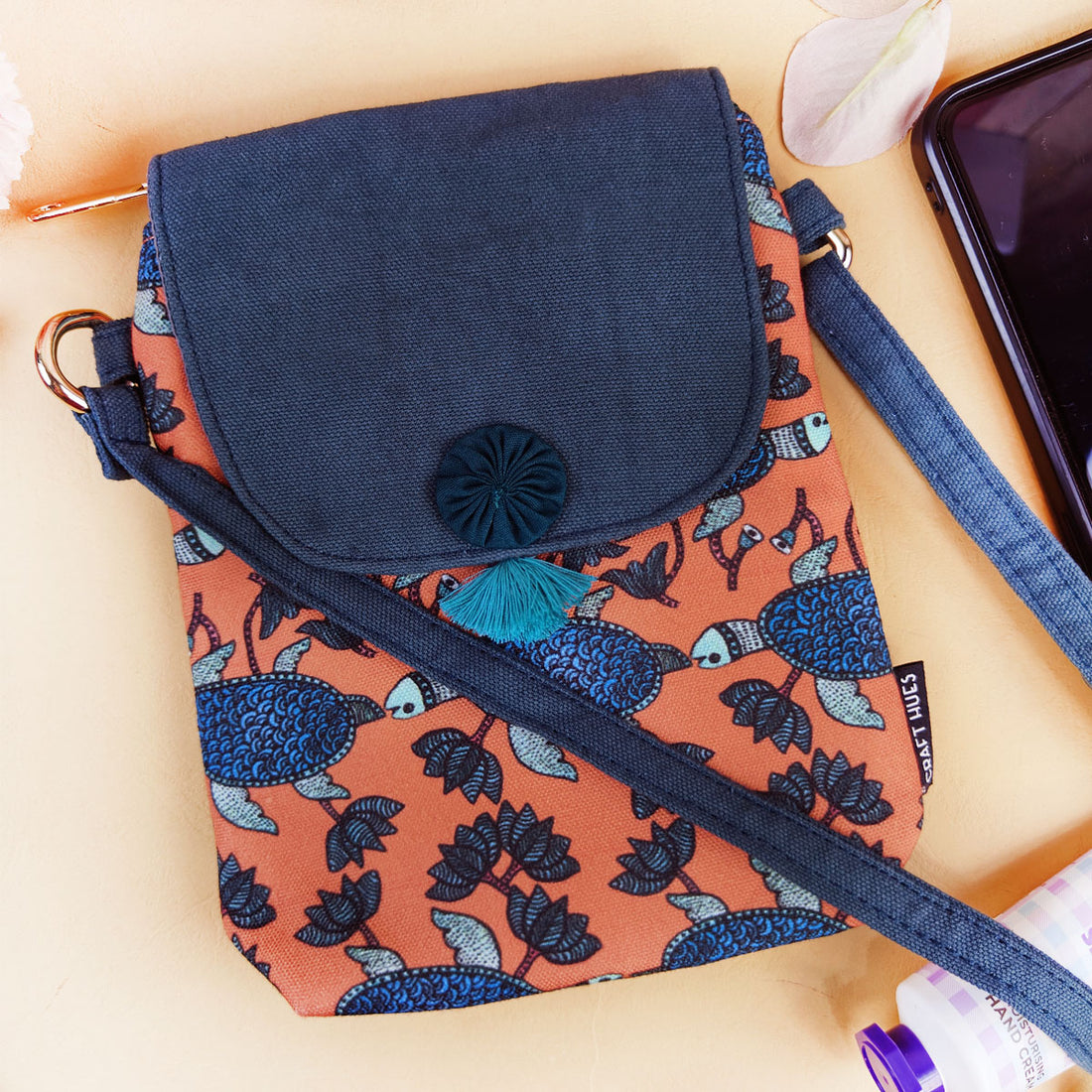 Flap Mobile Sling- Gond Teal Turtle