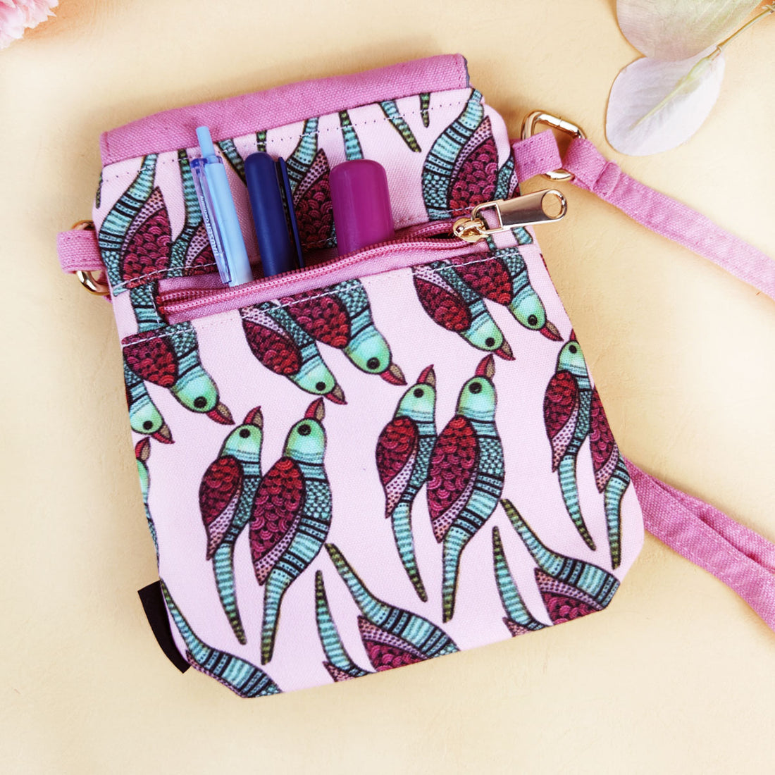 Flap Mobile Sling- Gond Pink Parrot