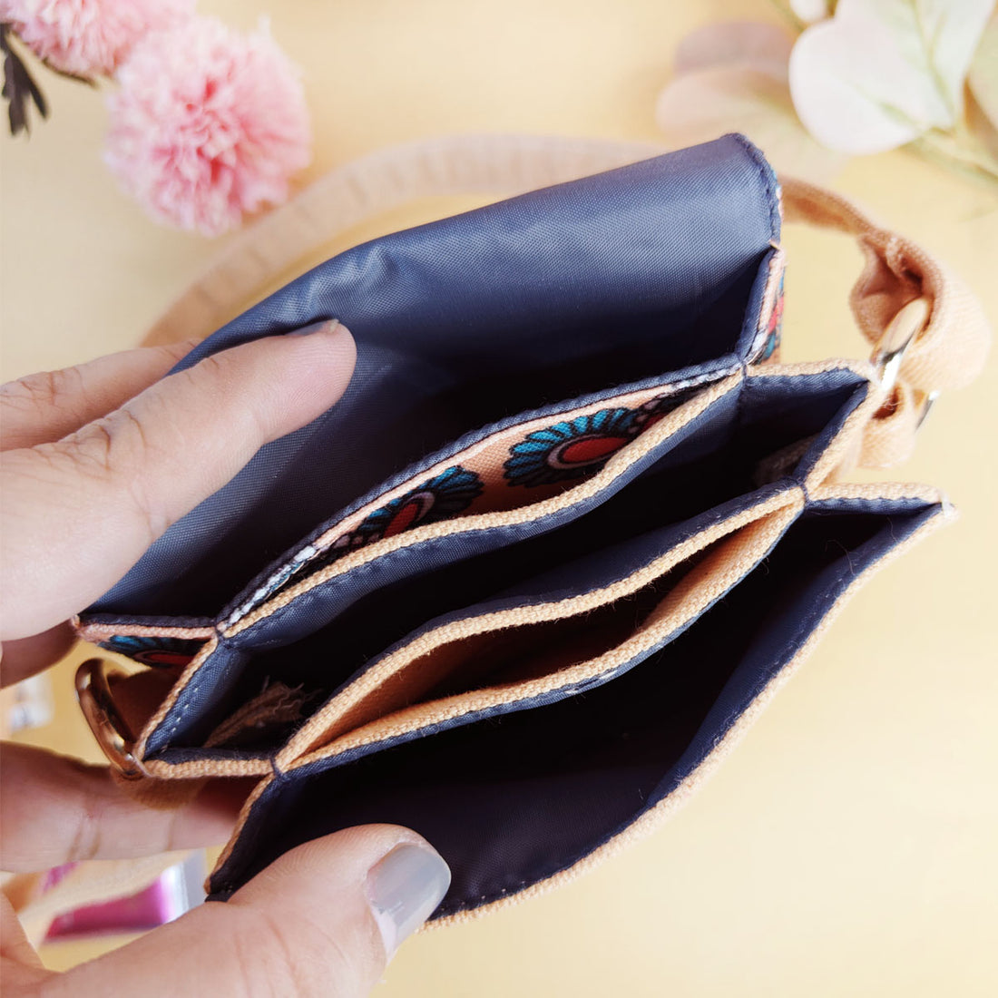 Peach Kite Godna Sling Wallet Combo