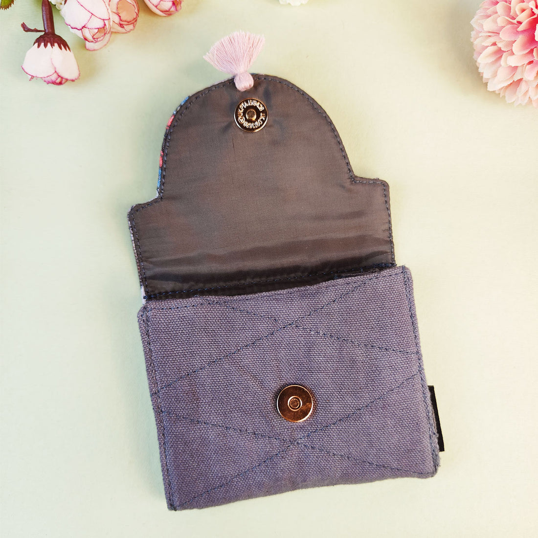 Curve Flap Mini Wallet-Grey Chakra