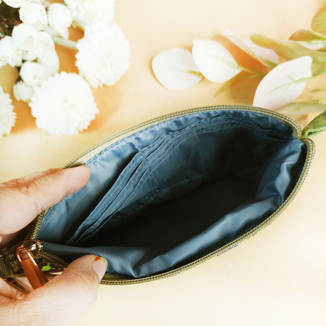 Dual zip-green purple flower tile