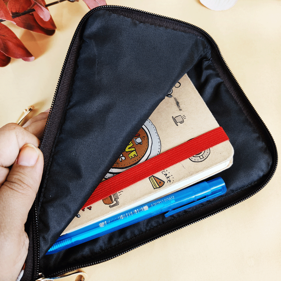 Dual-Zip Kalamkari Maroon wallet