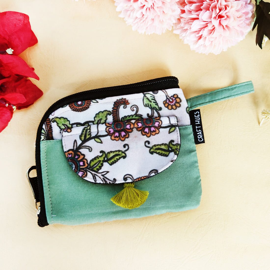 Curve Mini Wallet- Kalamkari Green Bel